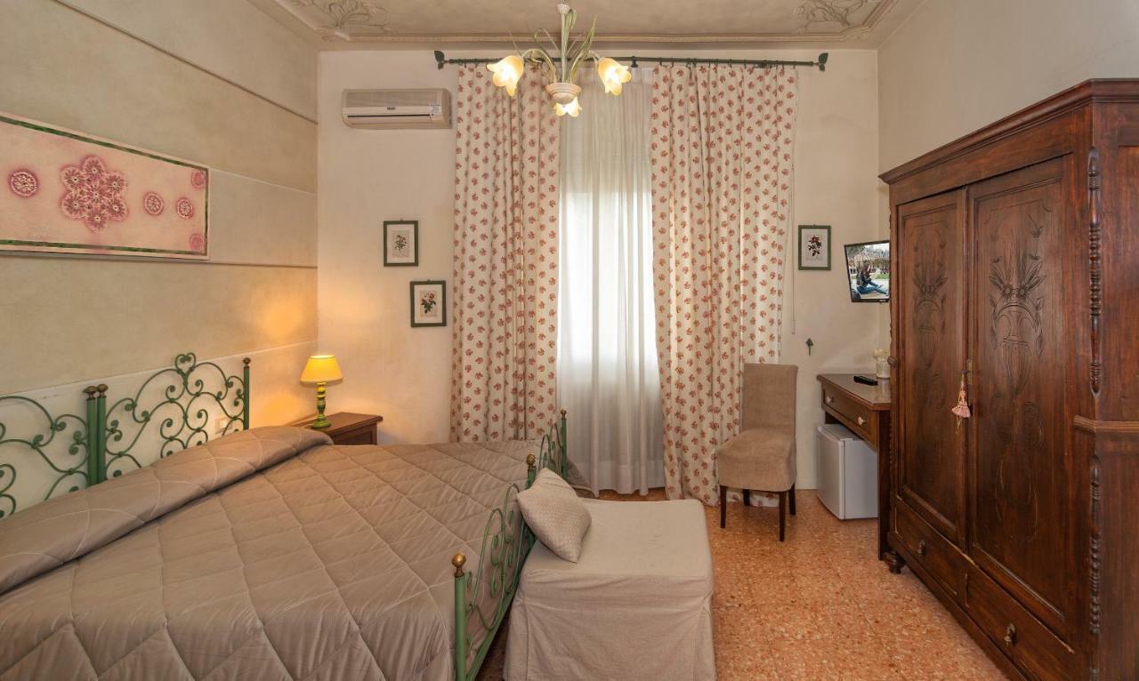 Affittacamere La Casa Di Ugo Ciglione Exterior foto